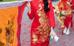 久久久国产精华液2024特点